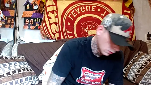 Snapshot of DADDY_KANE8--- chatting on February 2, 5:48 pm DADDY KANE8--- online show from February 2, 5:48 pm