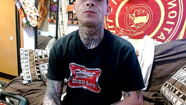 Snapshot of DADDY_KANE8--- chatting on February 4, 10:13 pm DADDY KANE8--- online show from February 4, 10:13 pm