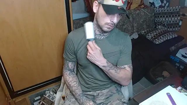 Snapshot of DADDY_KANE8--- chatting on March 9, 9:24 am DADDY KANE8--- online show from March 9, 9:24 am