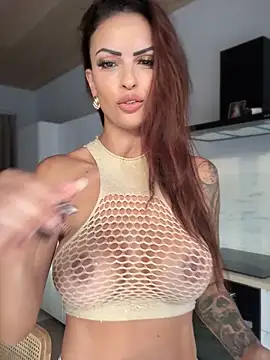 Snapshot of Helena_Karel chatting on October 7, 10:23 am Helena Karel online show from October 7, 10:23 am