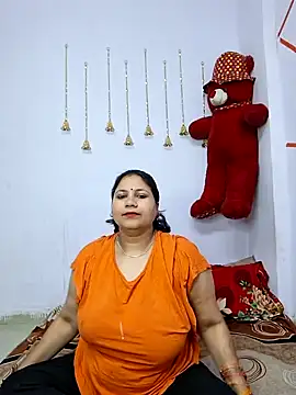 MOM-SUN-COUPLE online show from February 7, 10:19 am