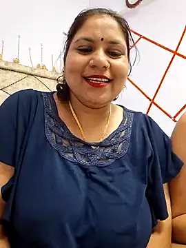 MOM-SUN-COUPLE online show from February 24, 5:42 pm