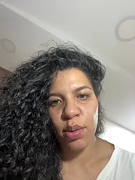 Snapshot of gatubelahot chatting on February 24, 4:38 am gatubelahot online show from February 24, 4:38 am