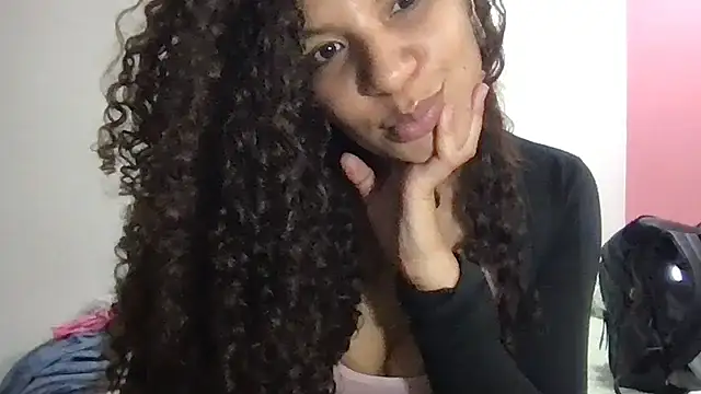 Snapshot of gatubelahot chatting on March 6, 12:32 am gatubelahot online show from March 6, 12:32 am