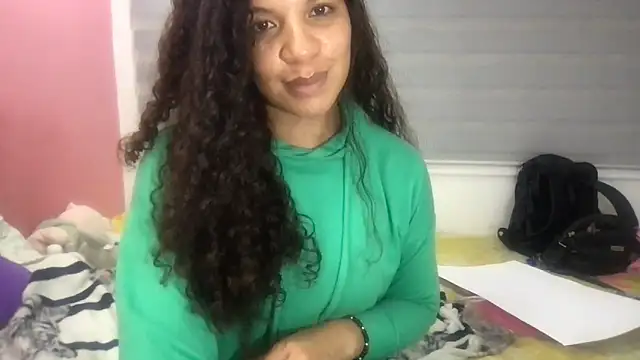 Snapshot of gatubelahot chatting on September 15, 4:23 am gatubelahot online show from September 15, 4:23 am