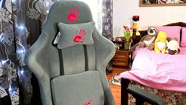 TinaBrook online show from February 19, 4:41 am