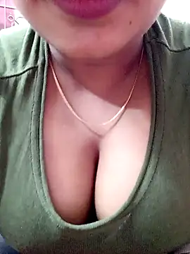 Snapshot of Lakhsmii chatting on January 28, 1:50 am Lakhsmii online show from January 28, 1:50 am