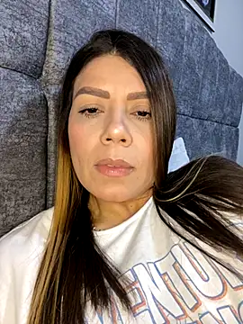 martina contreras online show from January 8, 12:13 am