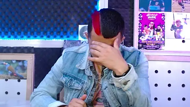 Darko0717 online show from March 22, 9:42 pm