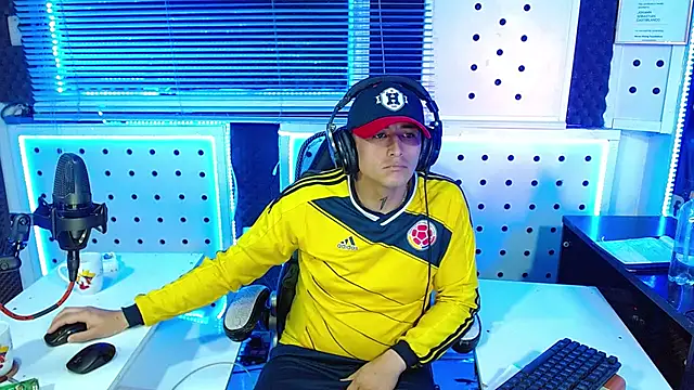 Darko0717 online show from November 19, 12:32 am