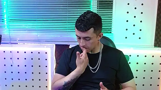 Darko0717 online show from March 7, 12:40 am