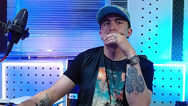 Darko0717 online show from March 30, 1:50 am