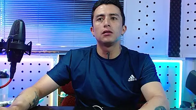 Darko0717 online show from April 10, 12:27 am