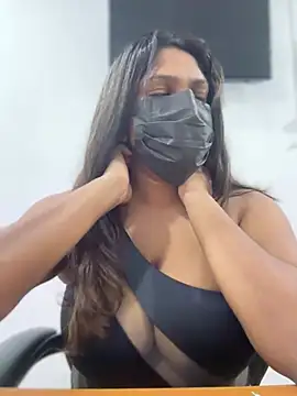 Snapshot of Black_Beauty997 chatting on February 5, 5:31 pm Black Beauty997 online show from February 5, 5:31 pm