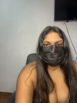 Snapshot of Black_Beauty997 chatting on December 14, 8:41 am Black Beauty997 online show from December 14, 8:41 am