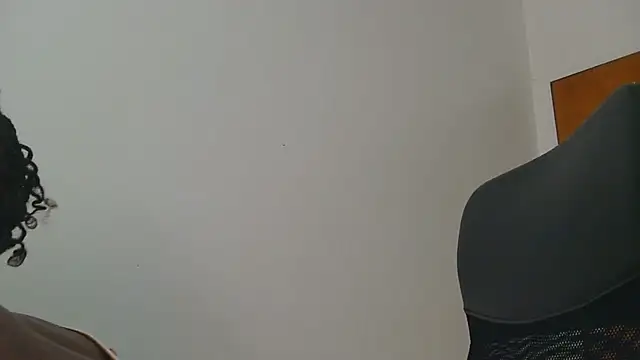 sluttylaura21 online show from January 13, 8:41 am