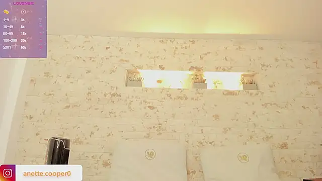 anette cooper online show from February 24, 10:26 am