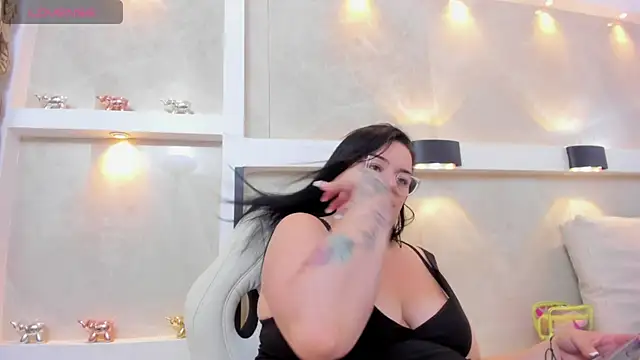 anette cooper online show from November 11, 3:28 am