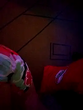 estefyzapata online show from October 6, 11:57 pm