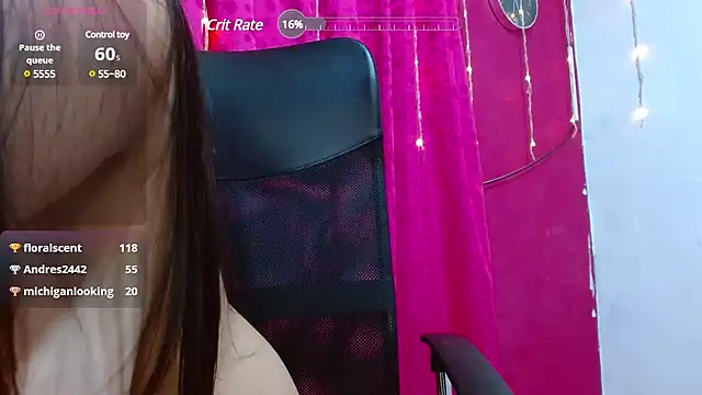 Snapshot of monica_little23 chatting on January 19, 5:28 pm monica little23 online show from January 19, 5:28 pm