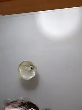 Snapshot of xxSexyBushLinnxx chatting on December 2, 11:45 am xxSexyBushLinnxx online show from December 2, 11:45 am