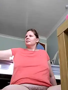 Snapshot of xxSexyBushLinnxx chatting on February 6, 12:05 pm xxSexyBushLinnxx online show from February 6, 12:05 pm