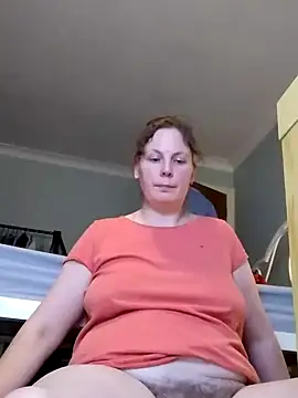 Snapshot of xxSexyBushLinnxx chatting on February 10, 7:07 pm xxSexyBushLinnxx online show from February 10, 7:07 pm