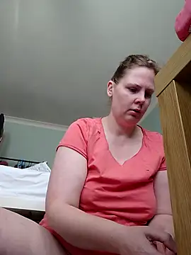 Snapshot of xxSexyBushLinnxx chatting on March 13, 10:47 am xxSexyBushLinnxx online show from March 13, 10:47 am