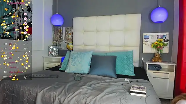 Snapshot of cinthya_walker1 chatting on February 3, 2:13 pm cinthya walker1 online show from February 3, 2:13 pm