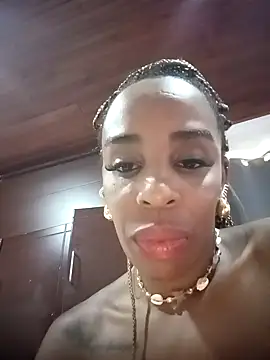 TAYLORR778 online show from December 3, 9:34 pm