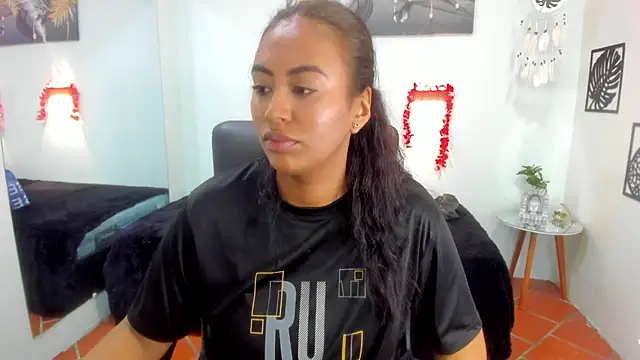 tracycum online show from February 26, 4:14 pm