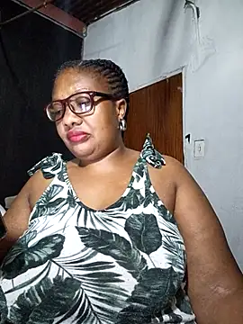 YELLOW BONE online show from March 7, 11:49 pm