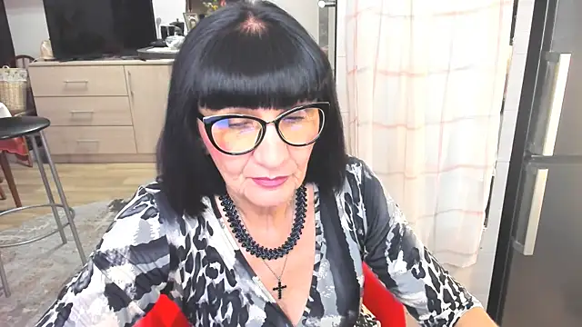 Snapshot of Tina_Joness chatting on December 5, 9:06 pm Tina Joness online show from December 5, 9:06 pm