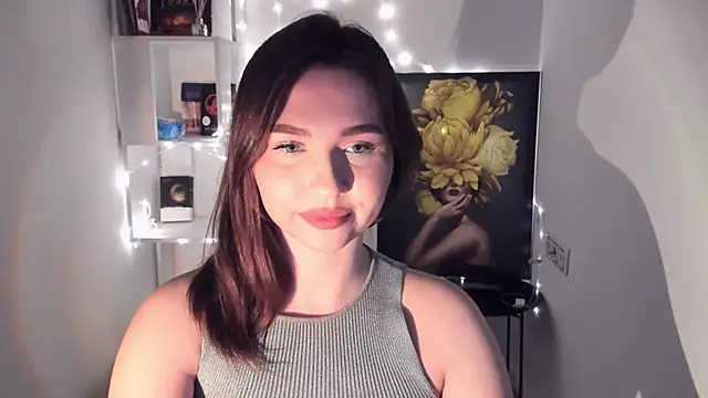 Snapshot of GracefulLook chatting on February 5, 9:25 am GracefulLook online show from February 5, 9:25 am