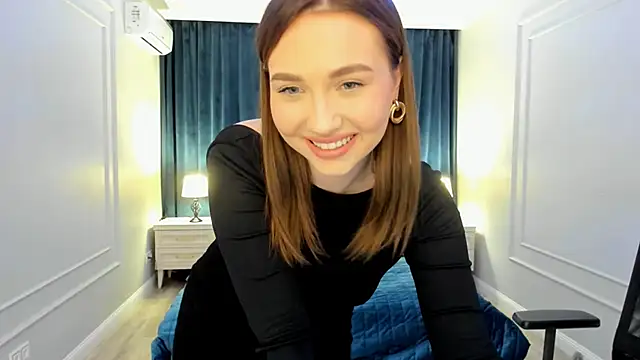 Snapshot of GracefulLook chatting on February 20, 2:46 pm GracefulLook online show from February 20, 2:46 pm