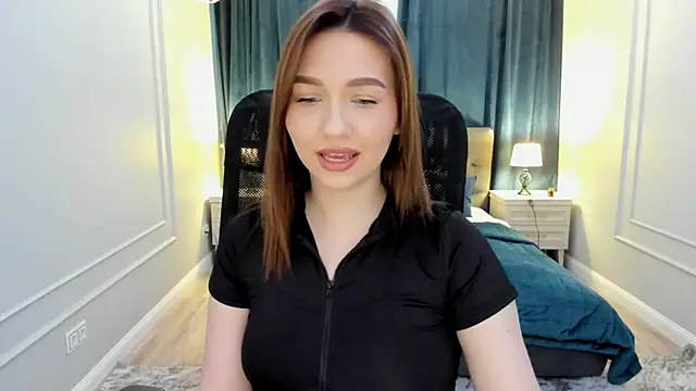 Snapshot of GracefulLook chatting on March 6, 3:35 am GracefulLook online show from March 6, 3:35 am