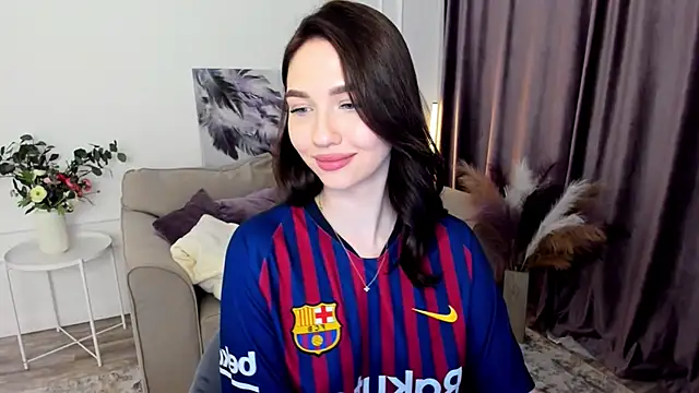 Snapshot of GracefulLook chatting on September 18, 8:00 pm GracefulLook online show from September 18, 8:00 pm