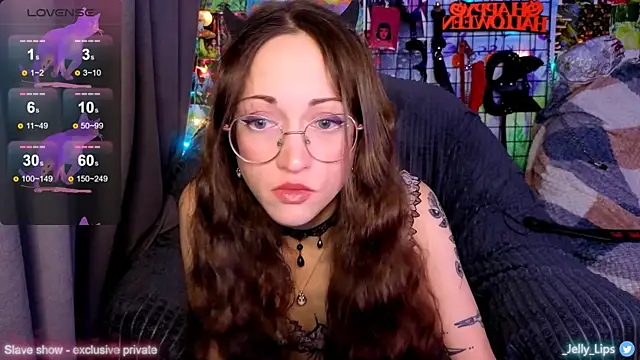 Snapshot of ServantBrook chatting on November 4, 5:28 am ServantBrook online show from November 4, 5:28 am