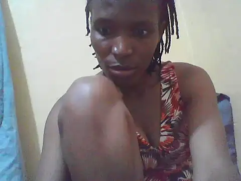 Snapshot of Smillie_prety chatting on November 14, 1:21 pm Smillie prety online show from November 14, 1:21 pm