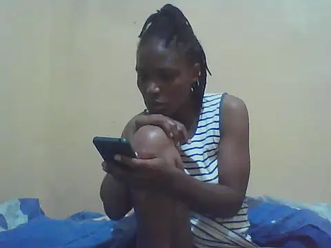 Snapshot of Smillie_prety chatting on November 23, 2:11 am Smillie prety online show from November 23, 2:11 am