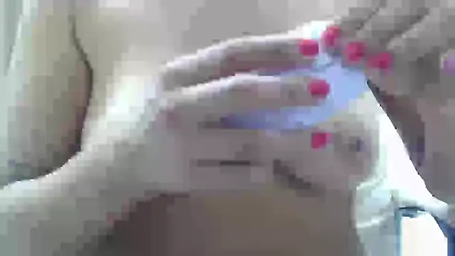 Snapshot of brasileira696 chatting on December 7, 3:36 am brasileira696 online show from December 7, 3:36 am