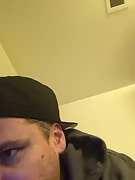 Snapshot of ACABFTP chatting on January 9, 4:10 pm ACABFTP online show from January 9, 4:10 pm