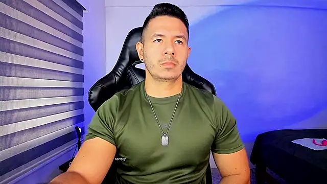 Snapshot of ransoj chatting on October 23, 2:49 pm ransoj online show from October 23, 2:49 pm