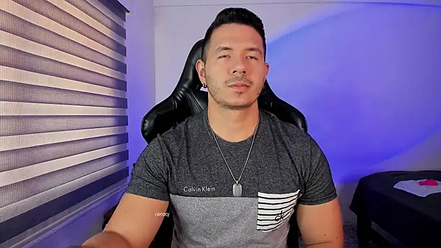 Snapshot of ransoj chatting on November 19, 2:06 pm ransoj online show from November 19, 2:06 pm