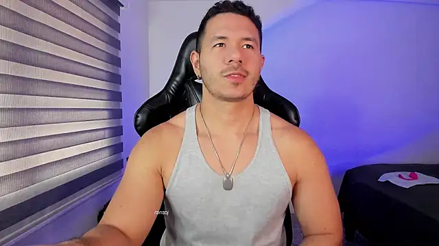 Snapshot of ransoj chatting on December 1, 2:55 pm ransoj online show from December 1, 2:55 pm