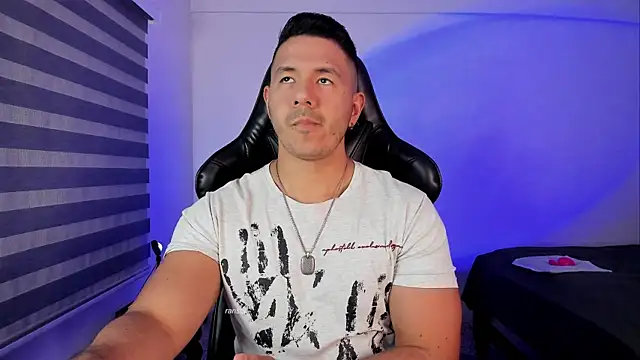 Snapshot of ransoj chatting on December 2, 11:11 pm ransoj online show from December 2, 11:11 pm