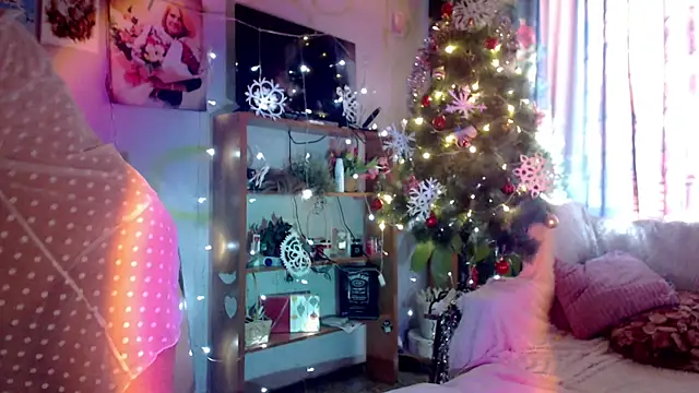 your space online show from December 25, 9:45 am