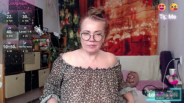 your space online show from February 12, 2:32 pm