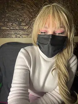 Snapshot of Mayoosh6 chatting on February 20, 2:57 pm Mayoosh6 online show from February 20, 2:57 pm