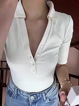 Snapshot of lua_ferch__ chatting on January 13, 2:11 pm lua ferch online show from January 13, 2:11 pm